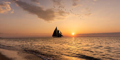 Europas Sunset-Hotspots: Auf diesen Inseln gibt es die schönsten Sonnenuntergänge
