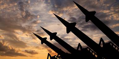 Angst vor Atomkrieg: Indien und Pakistan kämpfen weiter