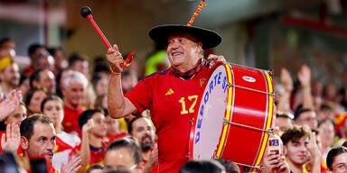 Manolo el del Bombo: Trauer um spanische Fu&szlig;ball-Ikone