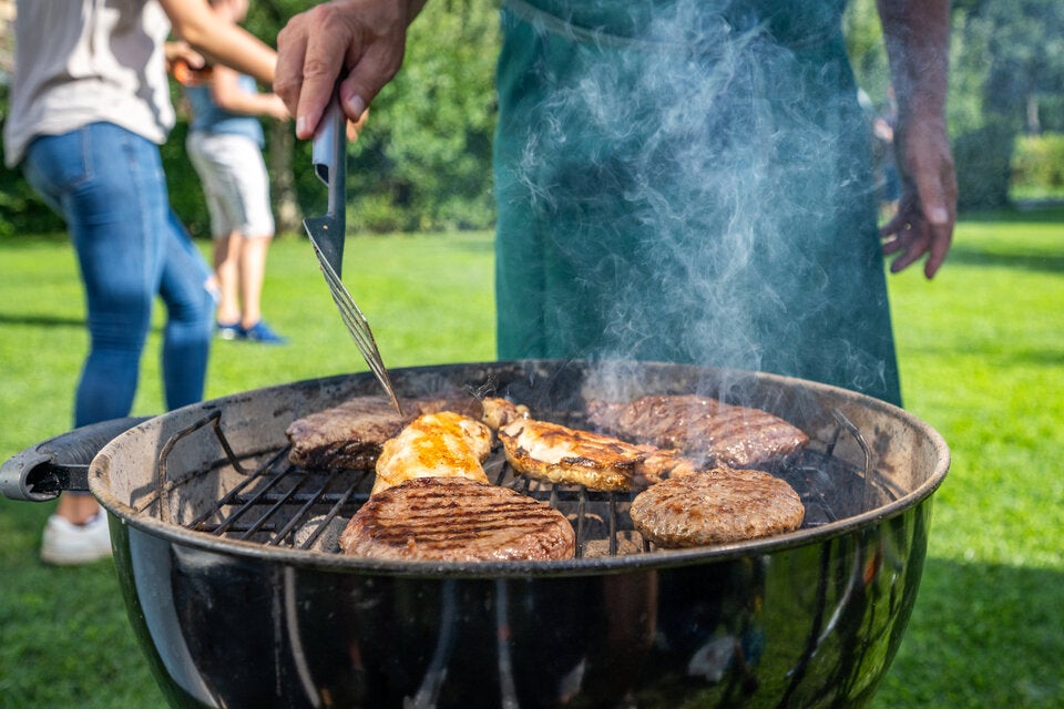 Holzkohle, Gas oder Elektro: Welche Speisen passen auf welchen Grill?