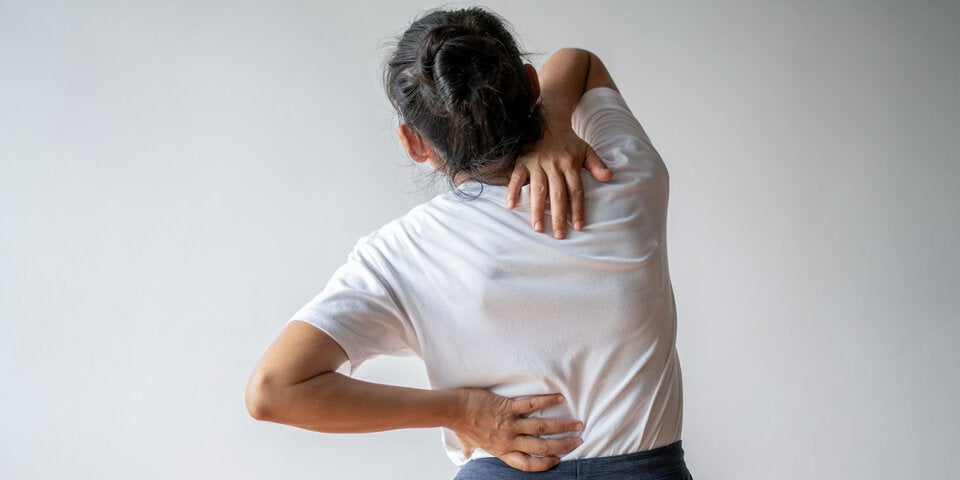 Finger weg: Diese Sportarten tun Ihrem Rücken nicht gut