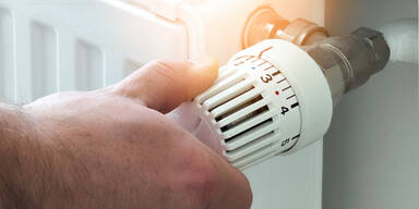 Machen viele falsch: Auf diese Stufe sollten Sie die Heizung im Herbst stellen