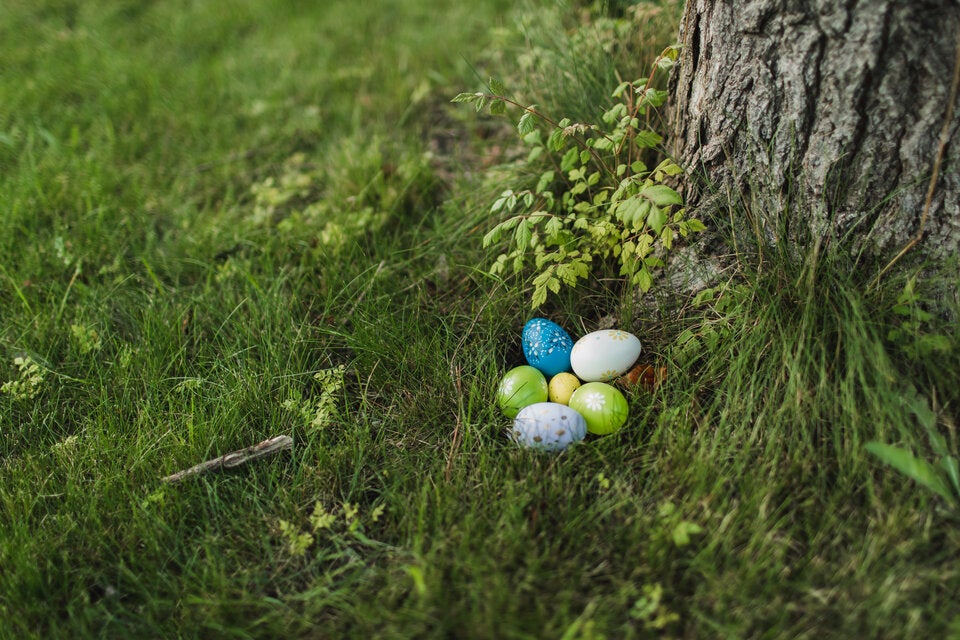 Kreative Verstecke für das Osternest im Garten und in der Wohnung