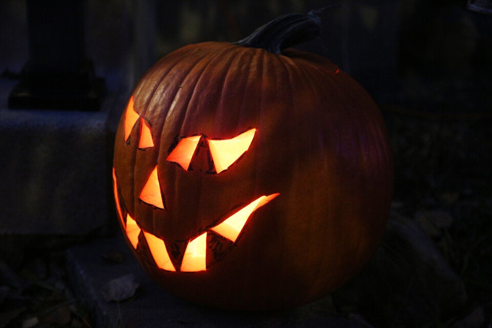 Im Check: Warum schnitzen wir eigentlich Kürbisse zu Halloween?