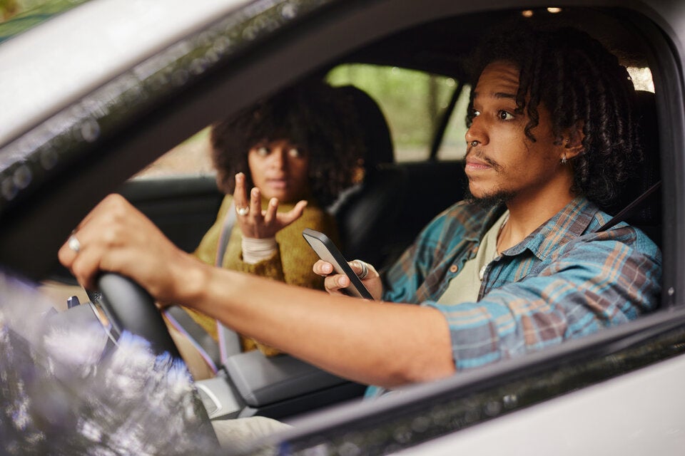 Parship-Studie: Worüber sich Paare beim Autofahren am meisten zoffen