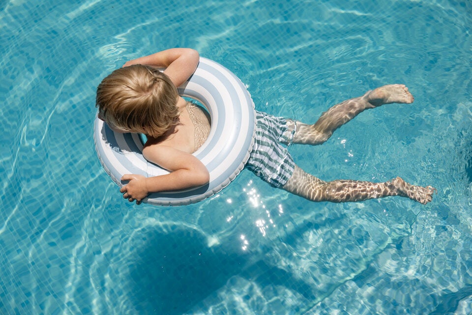 Weshalb Sie NIE in den Pool pinkeln sollten