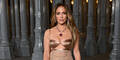 Trend-Alarm: Jennifer Lopez macht das Naked-Top frühlingsfit