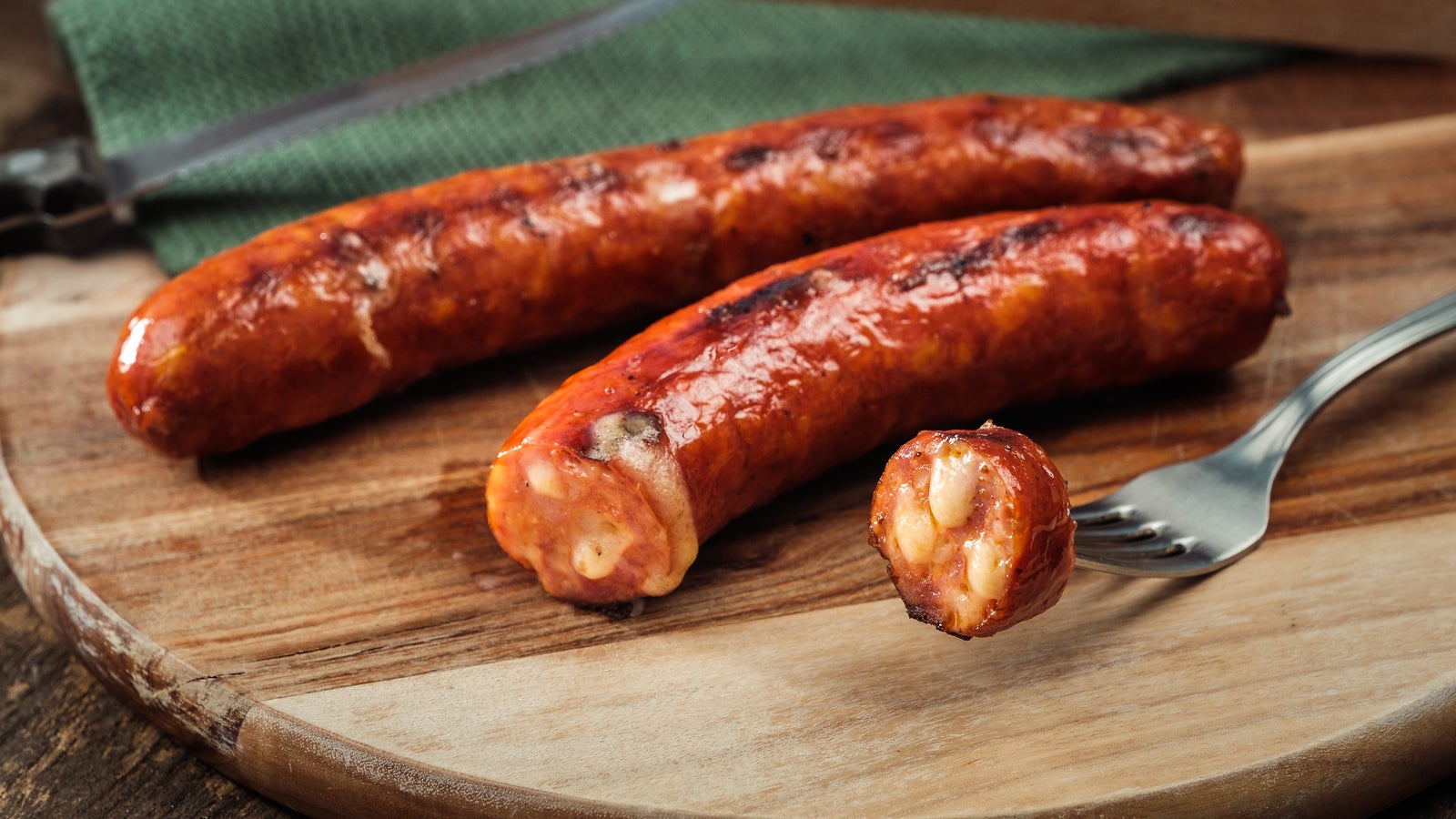Das sind die besten Würste der Welt: Österreichischer Grillklassiker ...