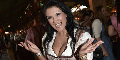 Gegen Andrea Berg & DJ &Ouml;tzi: Antonia aus Tirol erhebt schwere Vorw&uuml;rfe