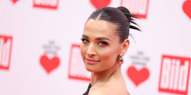 Mit Seitenhieb: Oliver Pocher gratuliert Ex-Frauen