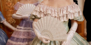 Ballsaison 2026: Die sch&ouml;nsten Ballkleid-Trends f&uuml;r den perfekten Auftritt