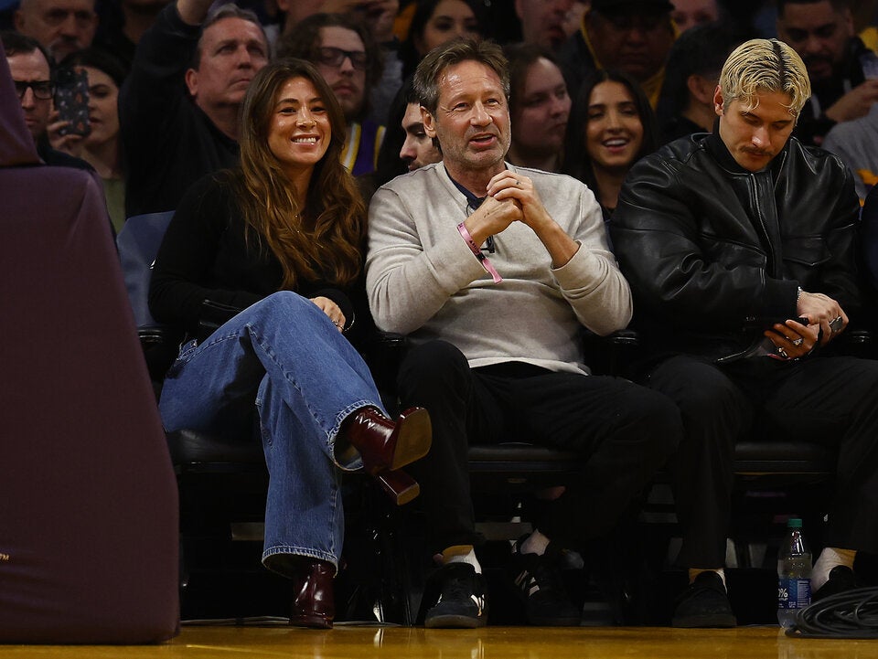 David Duchovny trug beim Basketball einen auffälligen Ring an der Hand