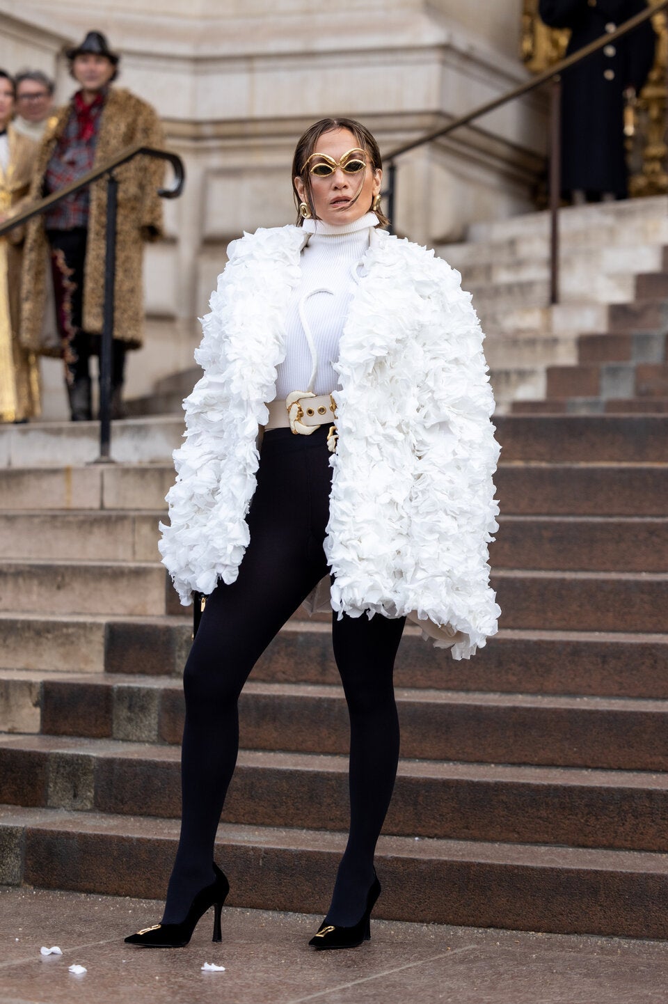 Auch Jennifer Lopez lässt sich die Haute-Couture-Show von Schiaparelli nicht entgehen.