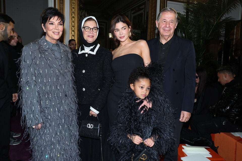 Kylie Jenner und Töchterchen Stormi kommen im Partnerlook zur Valentino Show