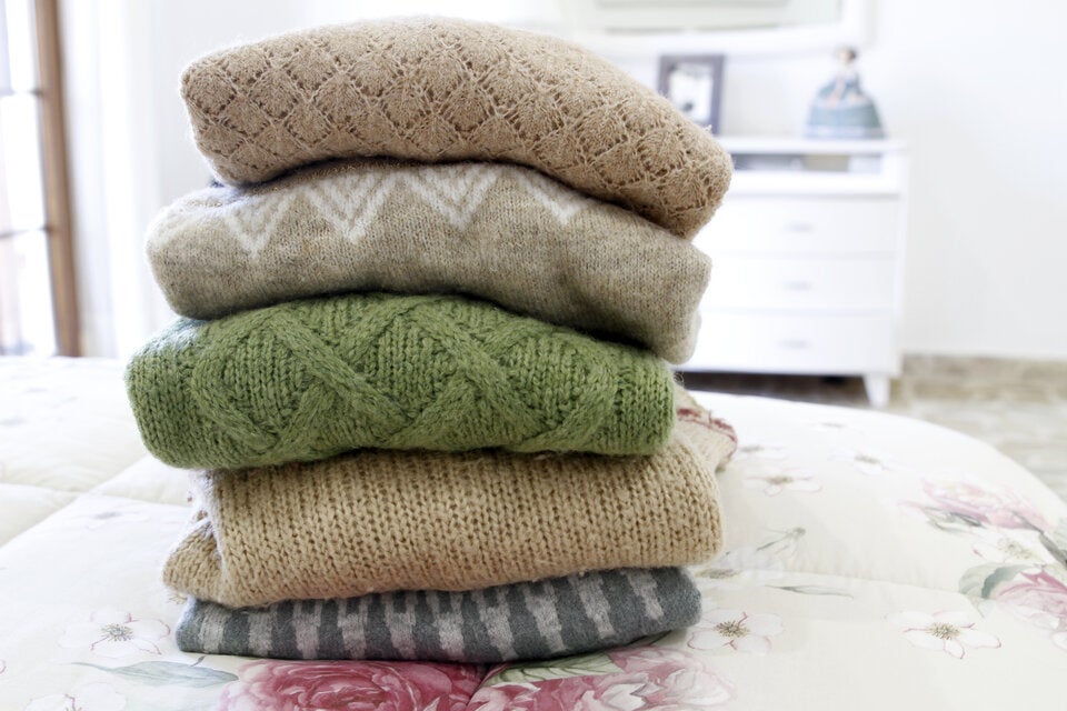 Wolle richtig pflegen: Diese typischen Fehler ruinieren Ihre Lieblingspullis