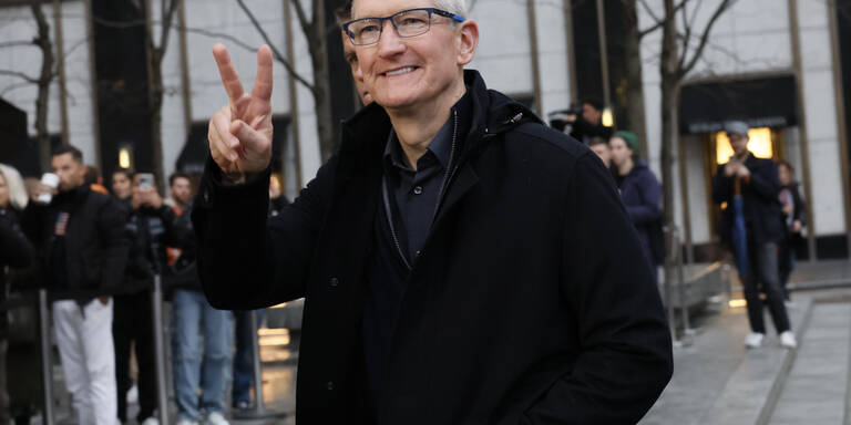 Tim Cook