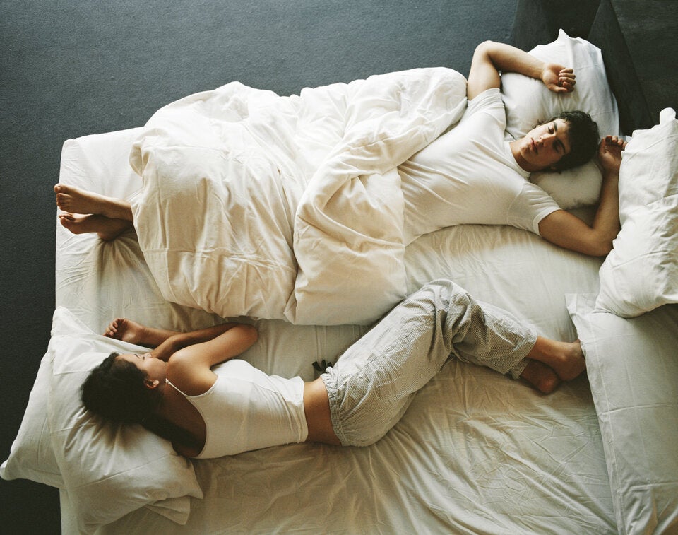 So verbessert die Scandinavian Sleep Method den Schlaf als Paar