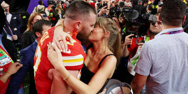 Taylor Swift Travis Kelce