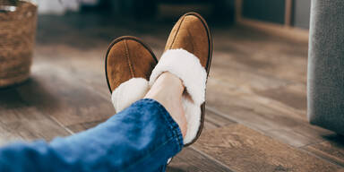 UGG-Slipper Alternativen: Kuschelig, stylisch und deutlich g&uuml;nstiger