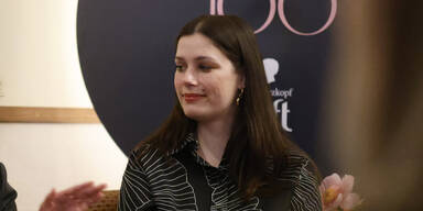 Tara-Louise Wittwer