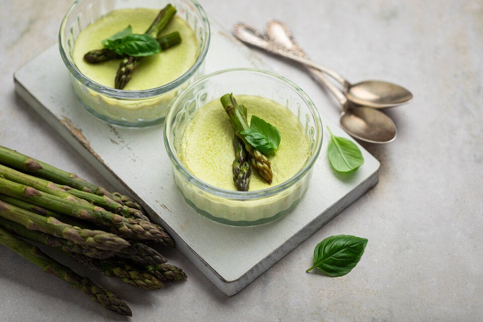 Spargel kann auch süß! Warum Sie das Edelgemüse ab sofort als Dessert essen sollten
