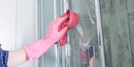 3-5-1-Regel: So wird die Dusche wieder komplett kalkfrei