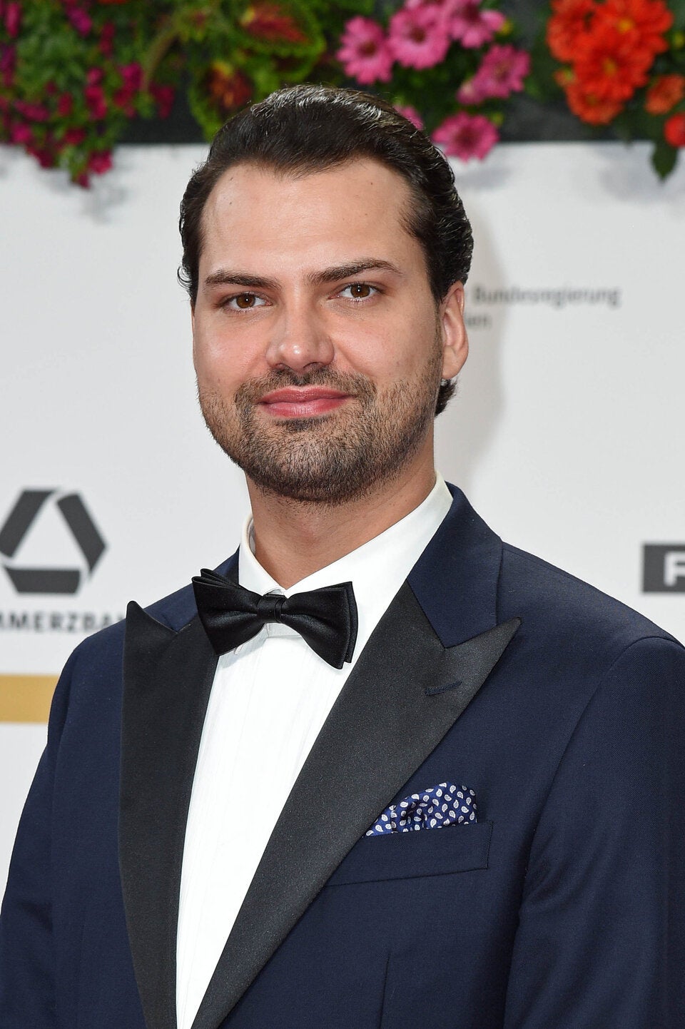 Schauspieler Jimi Blue Ochsenknecht zwischen Glamour und Schulden.