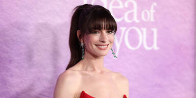 Dank diesen drei Styling-Regeln sieht Anne Hathaway immer top aus