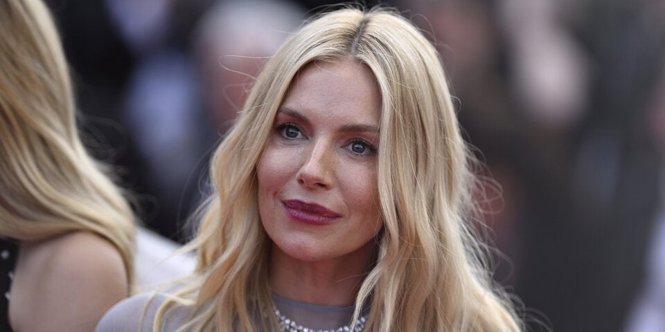 Sienna Miller ist zweifache Mutter. Anfang des Jahres brachte die Schauspielerin ihre zweite Tochter zur Welt.