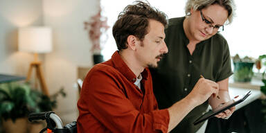 1.425 Euro. pro Monat: L&uuml;cke bei Assistenzkosten trifft Menschen mit Behinderung