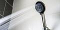 Mit diesem genialen Hack entfernen Sie Kalk aus dem Duschkopf