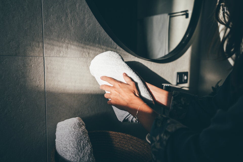 Kaum jemand kennt die Funktion: Welchen Nutzen haben die Streifen am Handtuch?