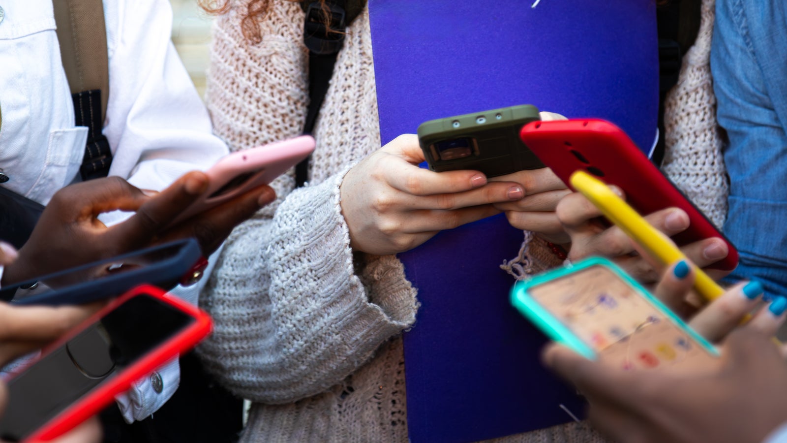Dieses Land will Social-Media für Kinder verbieten Kép