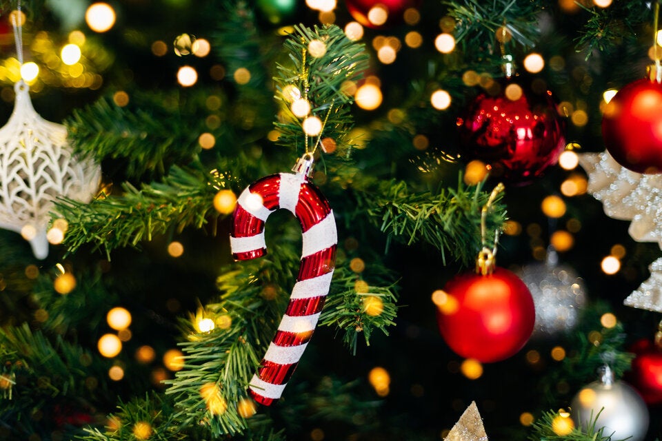 Christbaumschmuck-Trends 2025: So wird Ihr Baum zum Hingucker