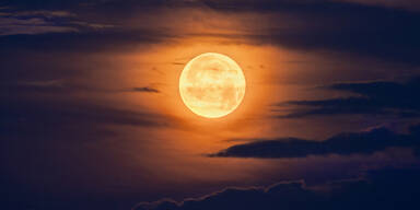 Supermond am 7. Oktober: Auf diese Sternzeichen wirkt der Vollmond besonders intensiv