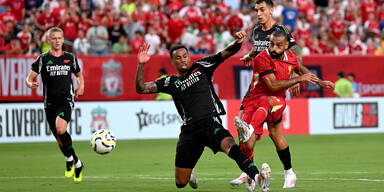 Ganz England fiebert Hit Liverpool gegen Arsenal entgegen