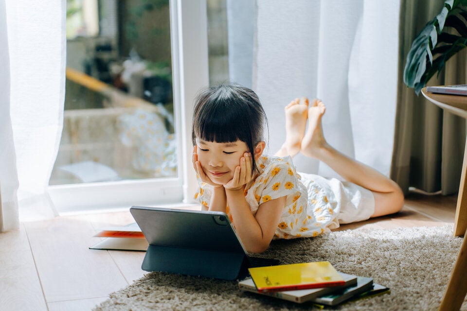 Jede Stunde zählt! Bildschirmzeit bei Kindern wirkt sich negativ auf Herz aus