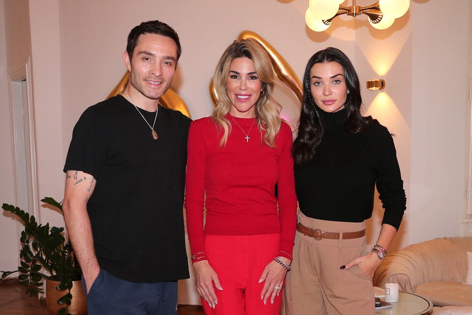 Dermatologin der Stars: Dr. Mi! mit Ed Westwick und Amy Jackson.