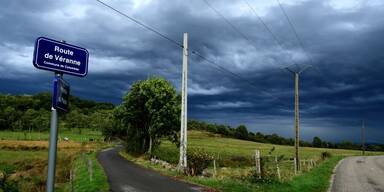 Starkregen-Alarm: HIER wird der  Schulbeginn jetzt verschoben