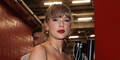 Taylor Swift wird mit Glitzer-Sommersprossen zum funkelnden Hingucker