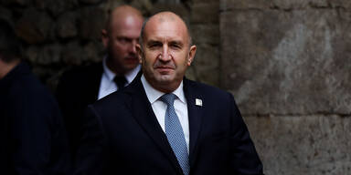 Kurios: Pr&auml;sident tritt zur&uuml;ck &ndash; um Politiker zu bleiben