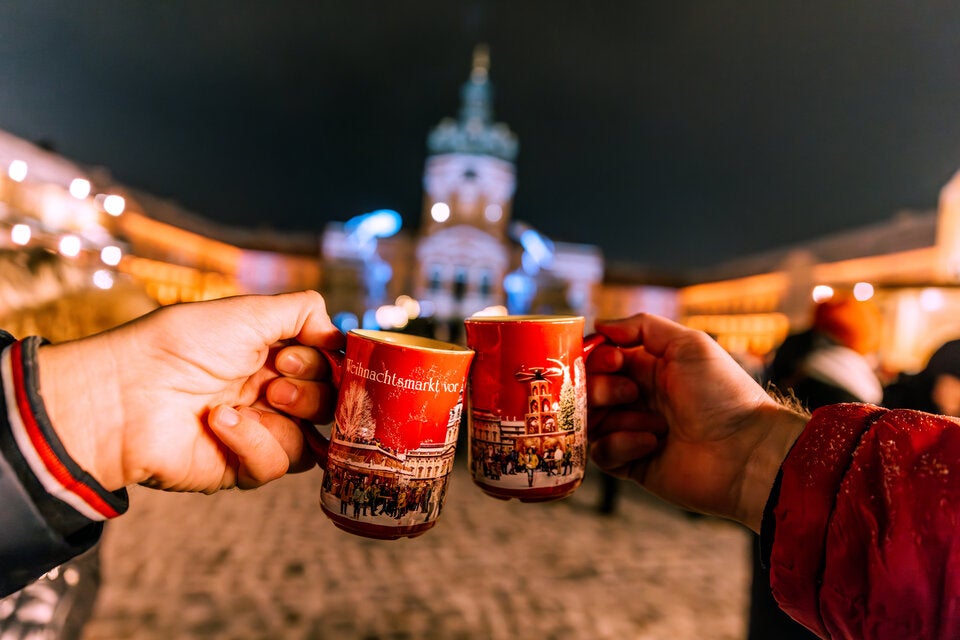 Schlemmen ohne schlechtes Gewissen: So sparen Sie Kalorien am Weihnachtsmarkt