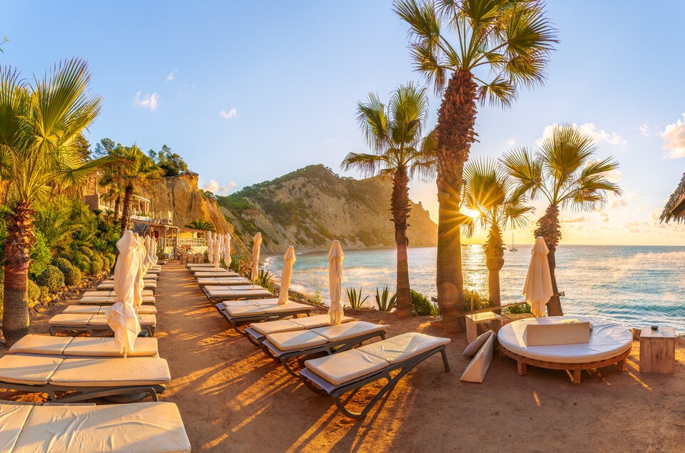 IBIZA-Schock! Radikale neue Regel für Mietwagen - Das müssen Touristen jetzt wissen