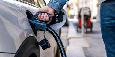 Immer weniger kaufen Elektro-Autos