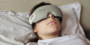 M&uuml;de Augen? Dieses Massageger&auml;t wird jetzt zum Entspannungs-Gamechanger