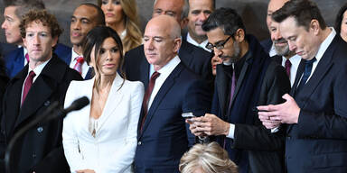 Trump Bezos Zuckerberg