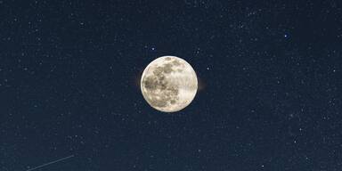 Vollmond am 12. Februar: Diese Single-Sternzeichen haben jetzt die besten Liebeschancen