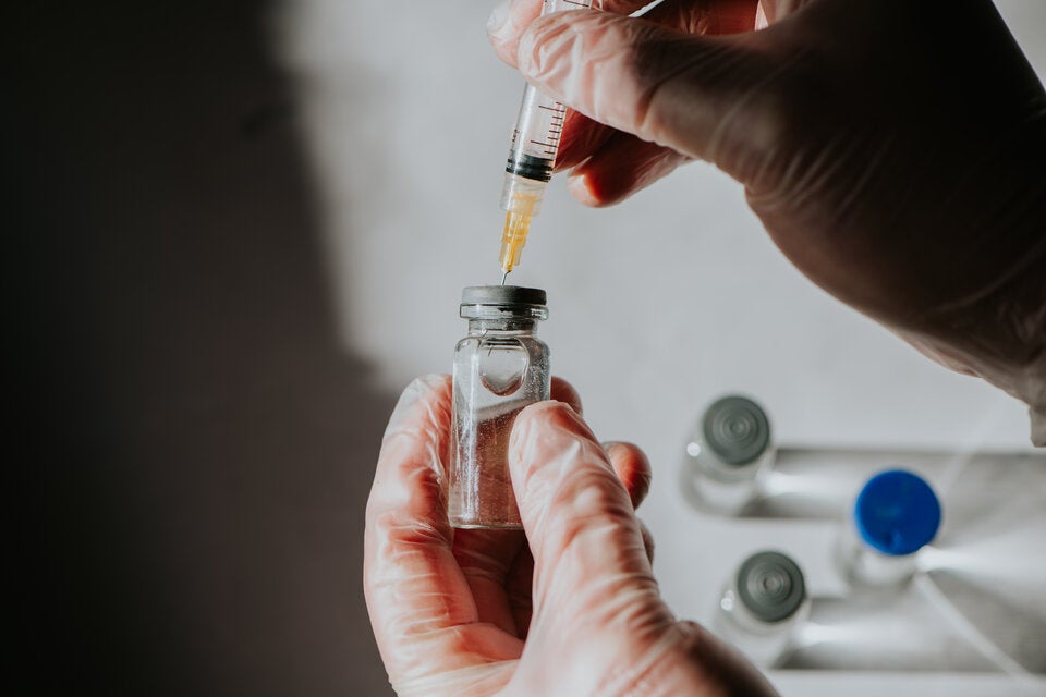 Studie enthüllt: Diese Impfung könnte Ihr Demenzrisiko senken!