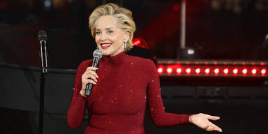 Oben ohne mit fast 70! Sharon Stone ziert "Vogue"-Cover