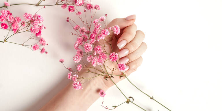 Diese aufregenden Nageldesigns tragen wir im Frühling 2026